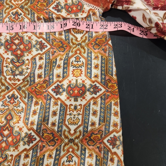 Sundance Beauties Grand Top Womens Size M Floral Mixed Print - Picture 13 of 16